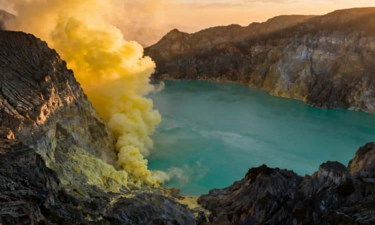 Wabah Crater: Fenomena Alam yang Menarik Perhatian Dunia